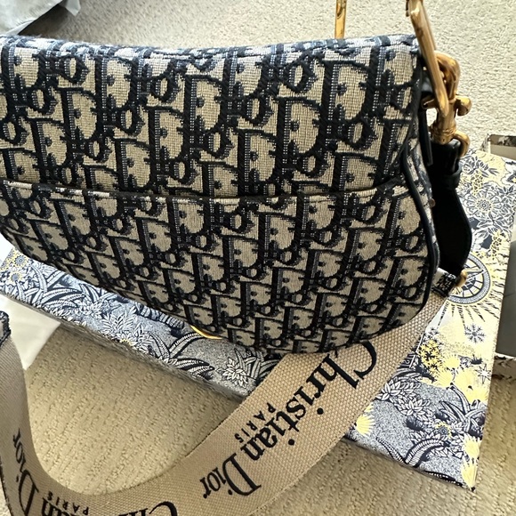 Dior saddle oblique with embroidered strap - Picture 7 of 7